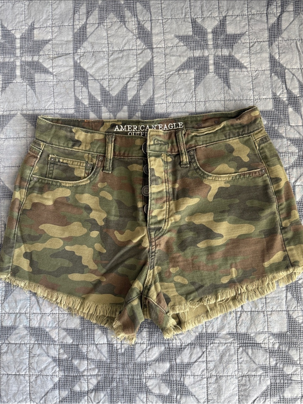 American Eagle Outfitters Camo Frayed-Hem Jean Shorts - Green, Tan, Brown